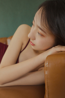 绣榻春风在线